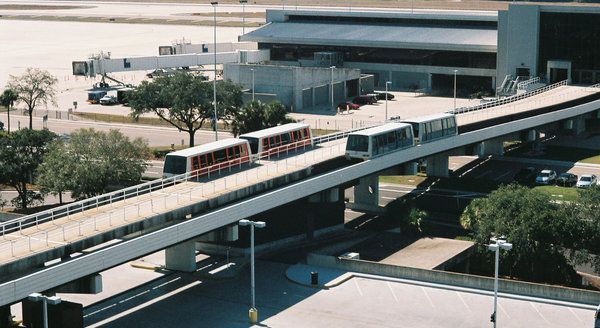 Tampa International Airport- Automated People Mover Project J.R. Hoe